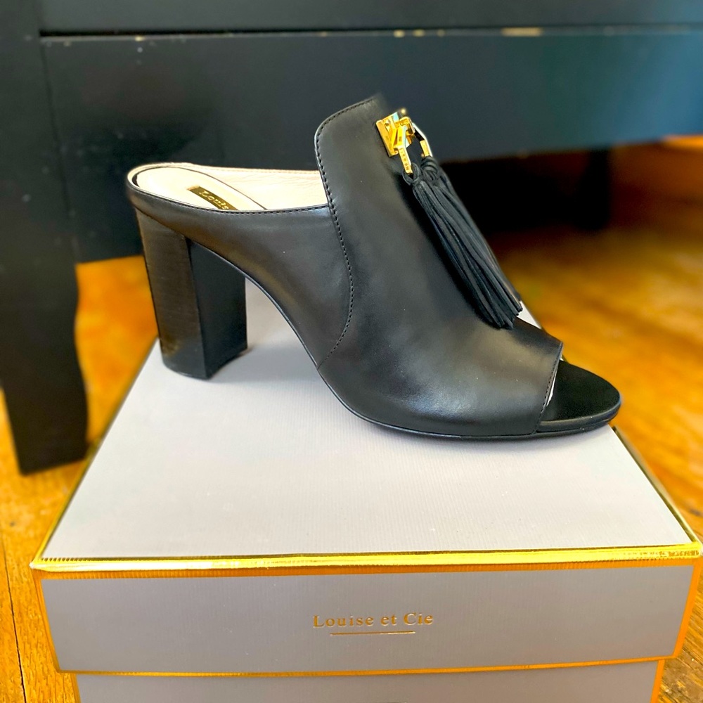 Women’s shoes